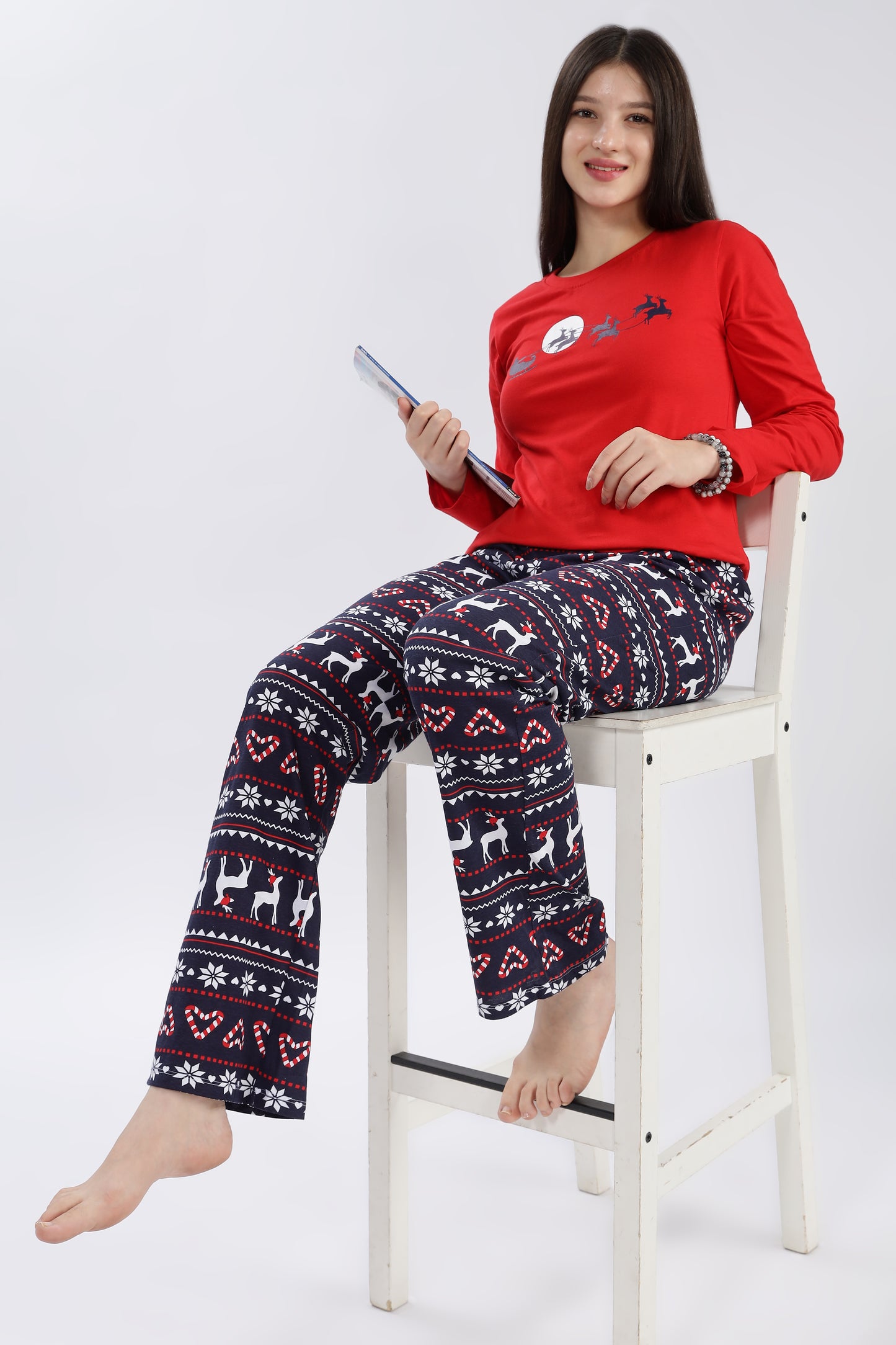 Turtle Christmas Pyjama Set Merry & Snug Women's Pyjama Set